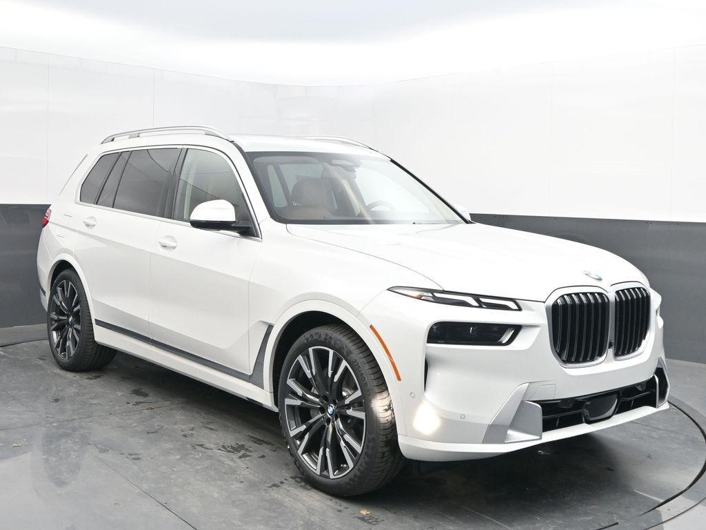 new 2025 BMW X7 car, priced at $94,360