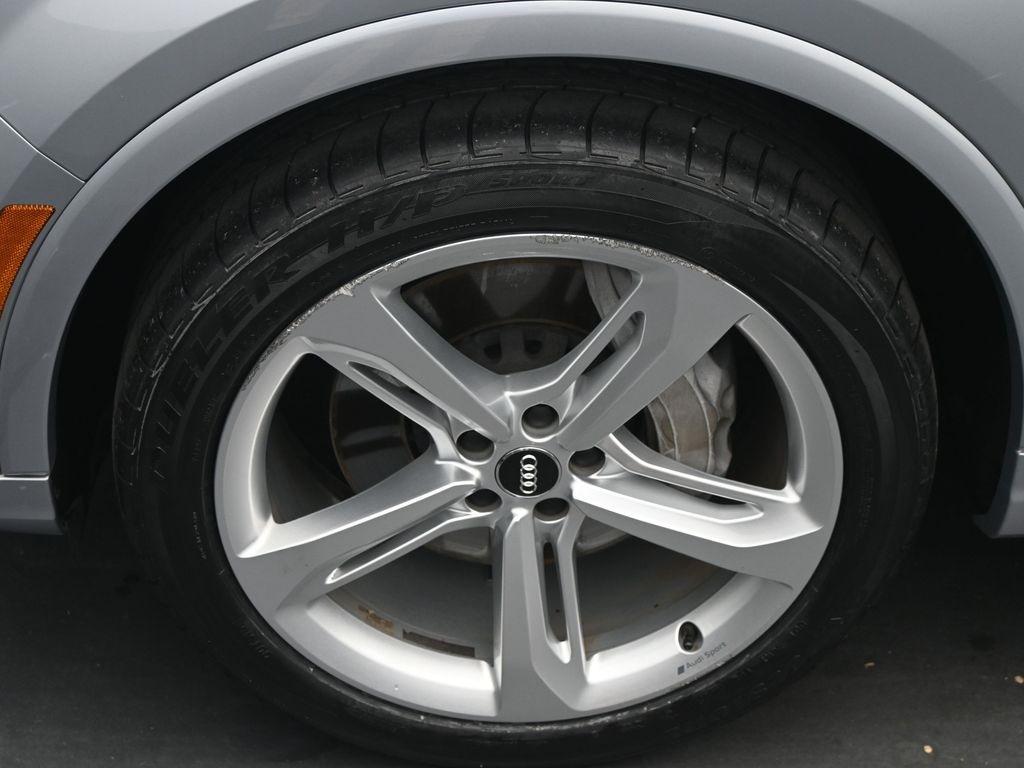used 2019 Audi Q7 car, priced at $26,597
