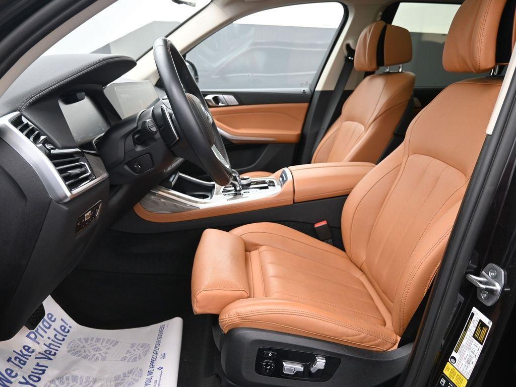 used 2022 BMW X7 car, priced at $54,998