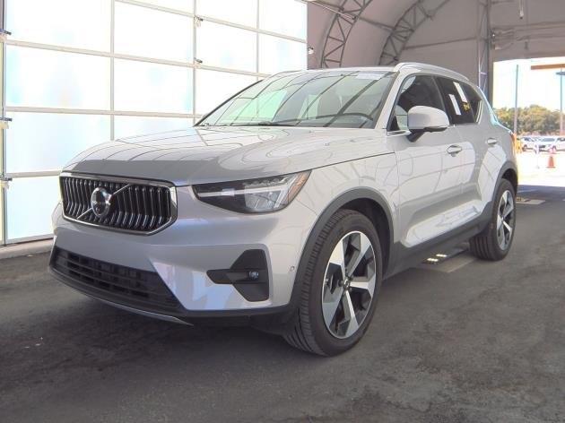 used 2025 Volvo XC40 car, priced at $38,998