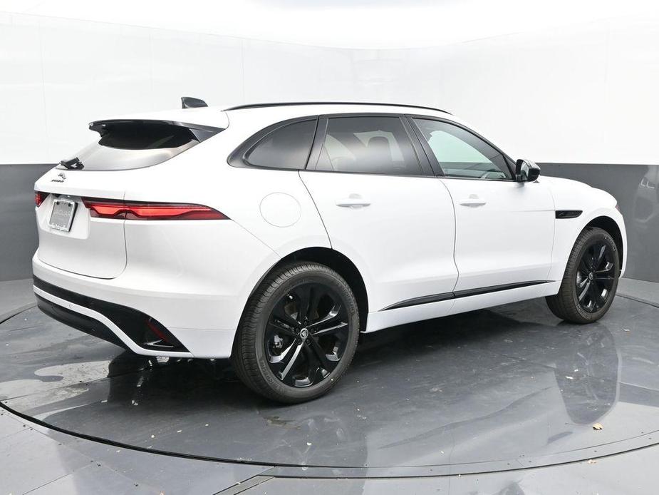 new 2025 Jaguar F-PACE car