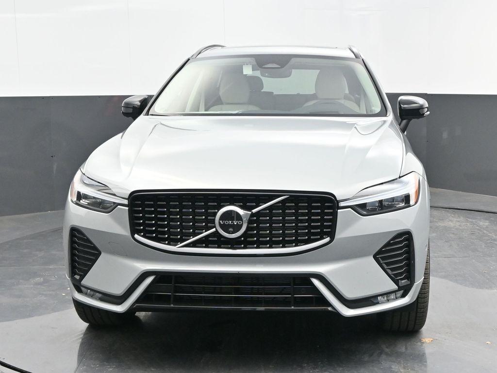 new 2025 Volvo XC60 car, priced at $59,095