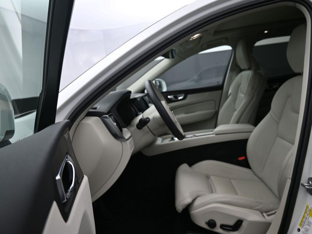 used 2023 Volvo XC60 car, priced at $39,498