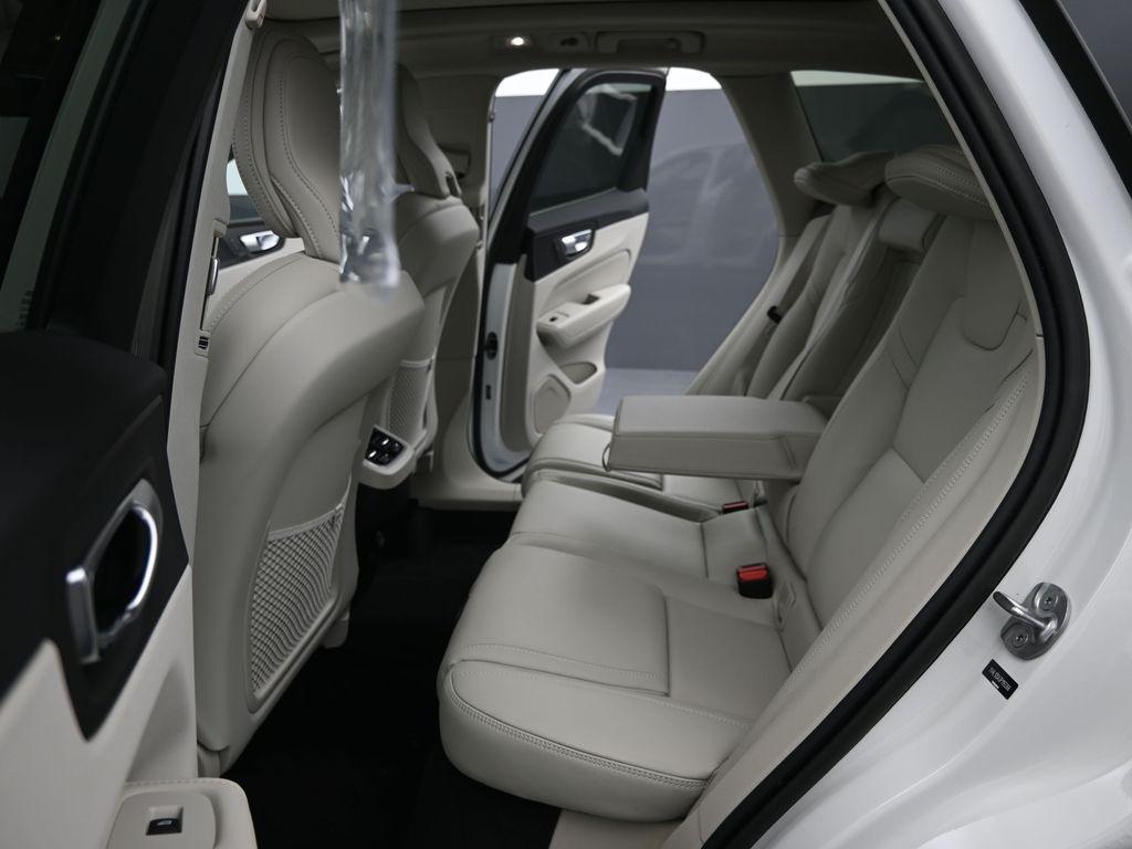 used 2023 Volvo XC60 car, priced at $39,498