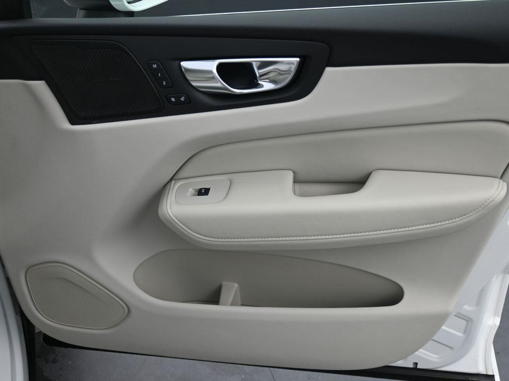 used 2023 Volvo XC60 car, priced at $39,498