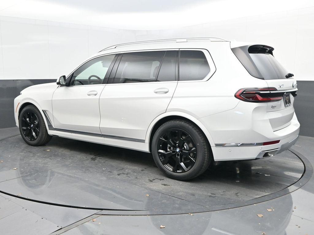 new 2025 BMW X7 car, priced at $95,860