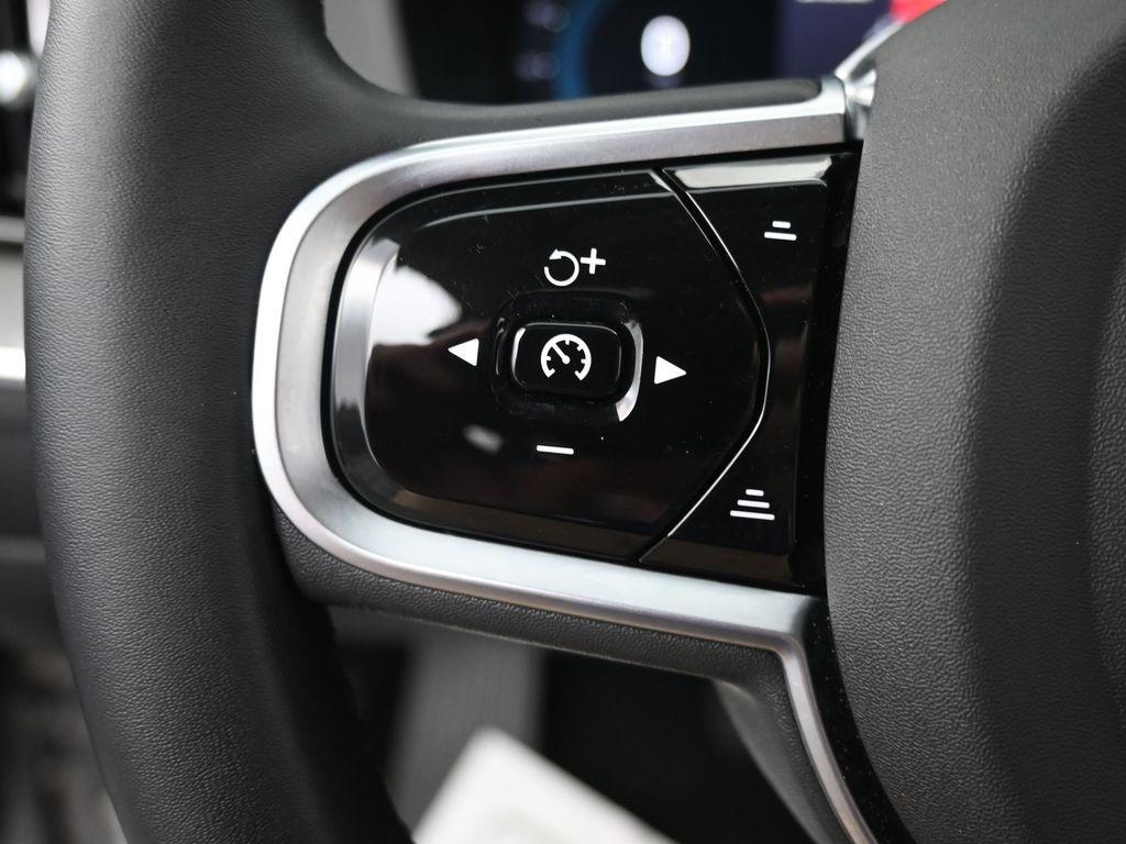 used 2025 Volvo XC60 car, priced at $45,498