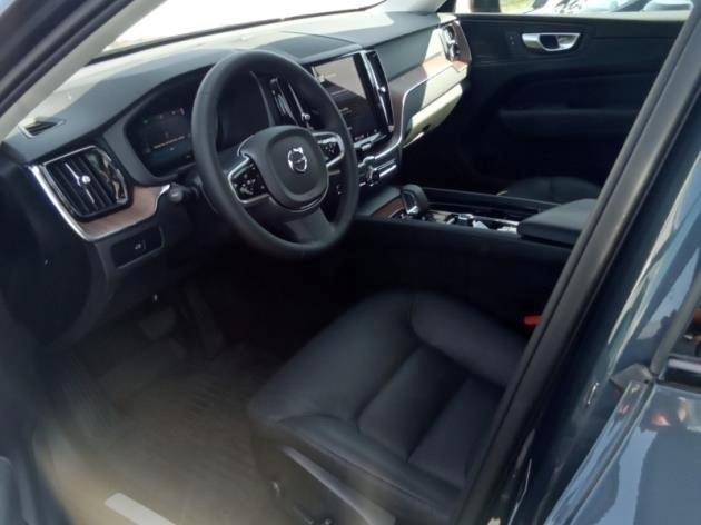 used 2024 Volvo XC60 car, priced at $39,498