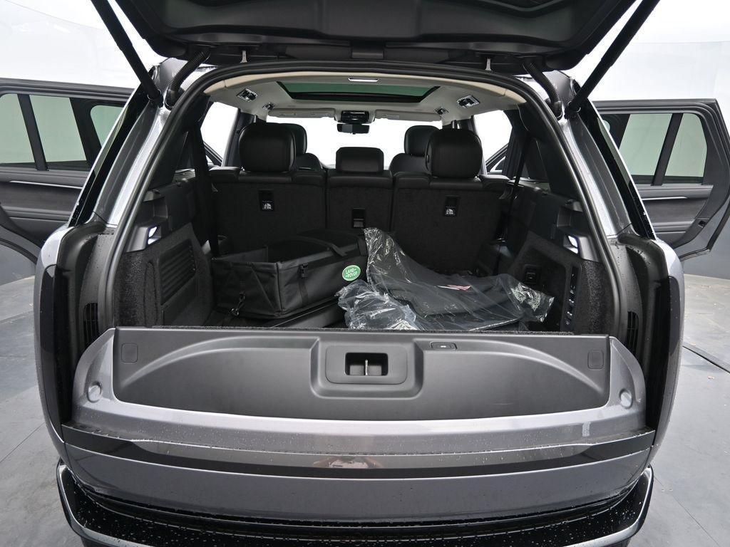 new 2025 Land Rover Range Rover car, priced at $145,980