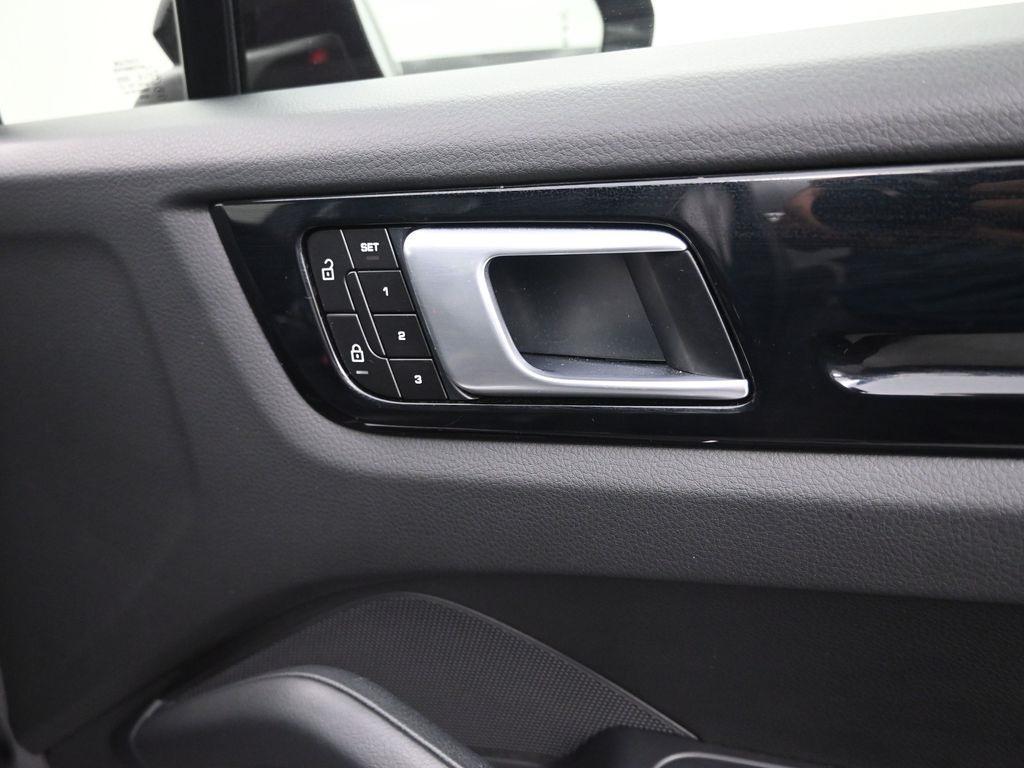 used 2022 Porsche Cayenne car, priced at $66,998
