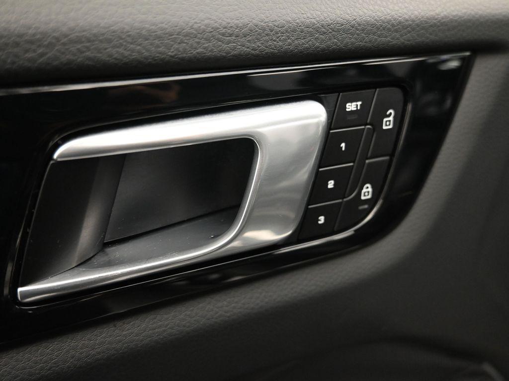 used 2022 Porsche Cayenne car, priced at $66,998