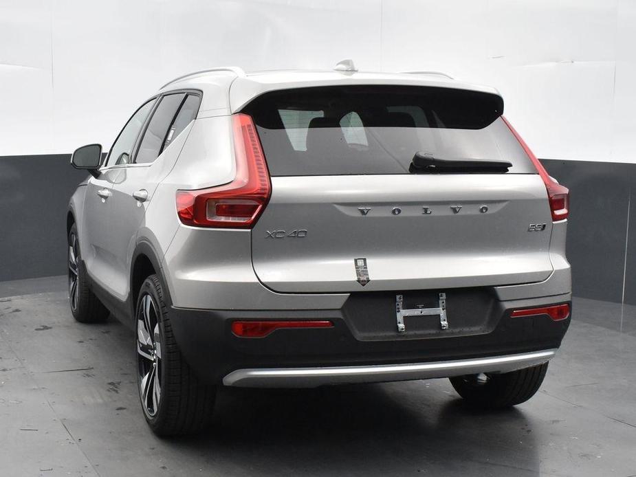 new 2024 Volvo XC40 car, priced at $49,670