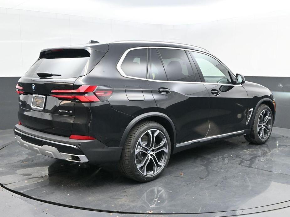 new 2025 BMW X5 PHEV car, priced at $77,110