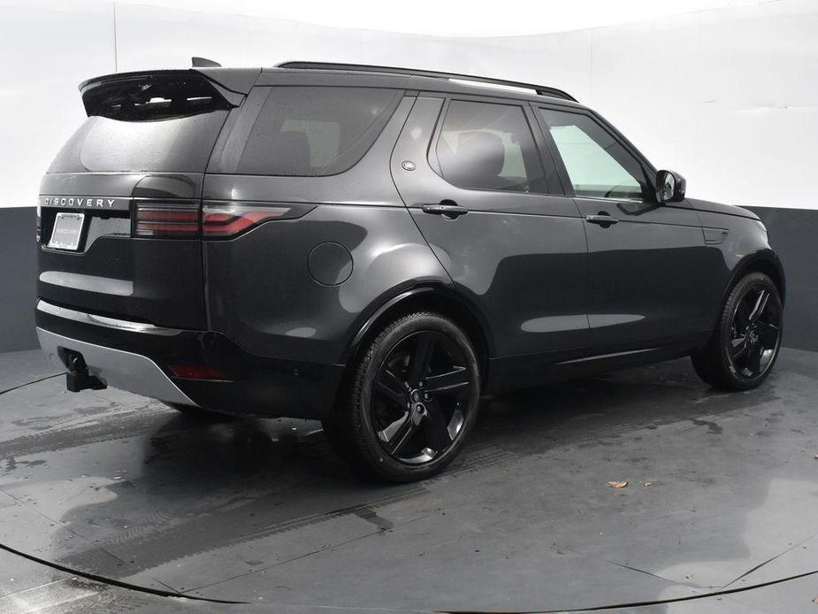 used 2024 Land Rover Discovery car, priced at $69,998