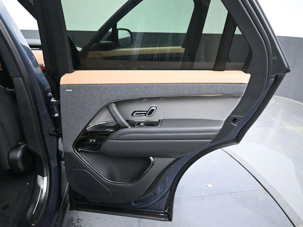 new 2025 Land Rover Range Rover Sport car, priced at $101,210