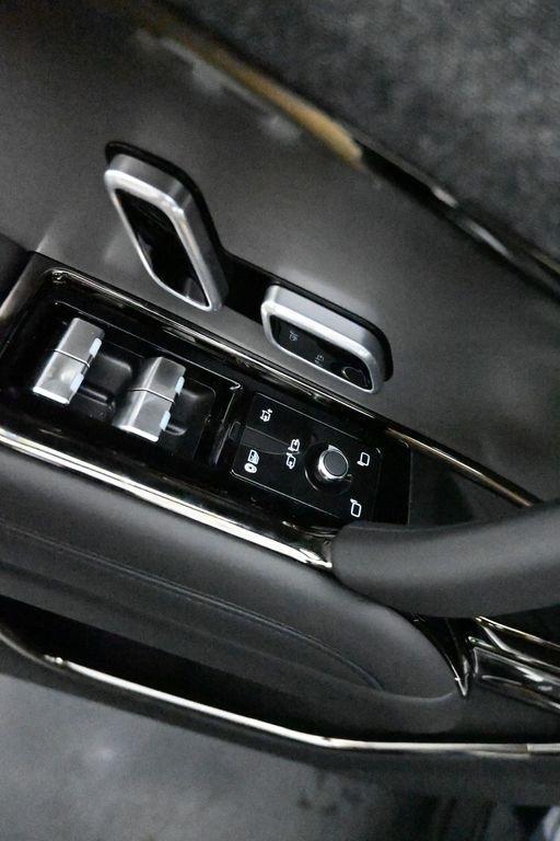 new 2025 Land Rover Range Rover Sport car, priced at $101,210