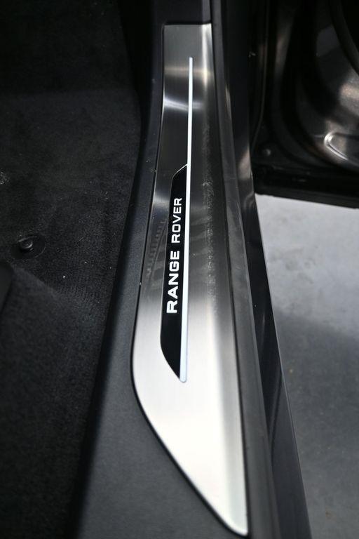 new 2025 Land Rover Range Rover Sport car, priced at $106,185