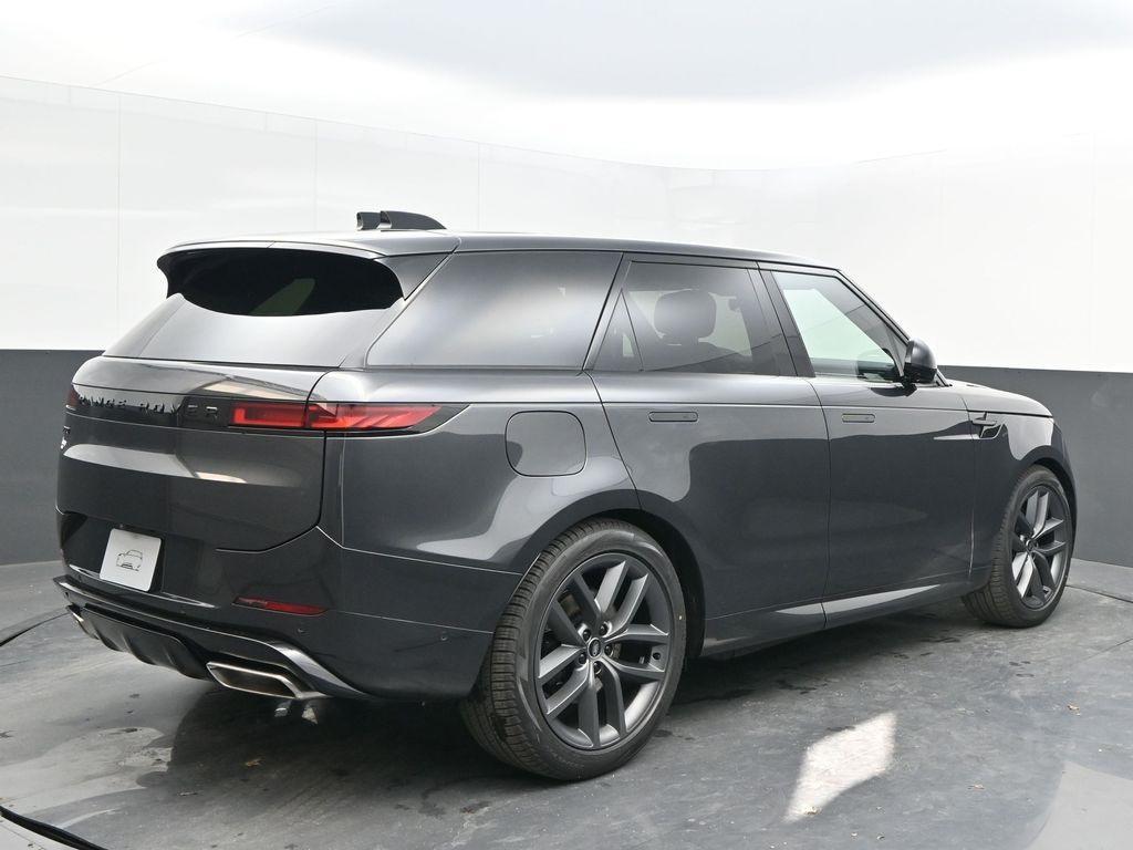 new 2025 Land Rover Range Rover Sport car, priced at $106,185
