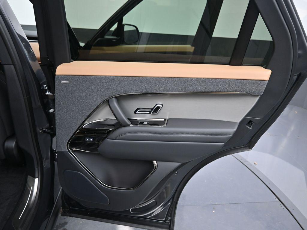 new 2025 Land Rover Range Rover Sport car, priced at $106,185