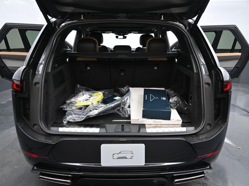 new 2025 Land Rover Range Rover Sport car, priced at $106,185