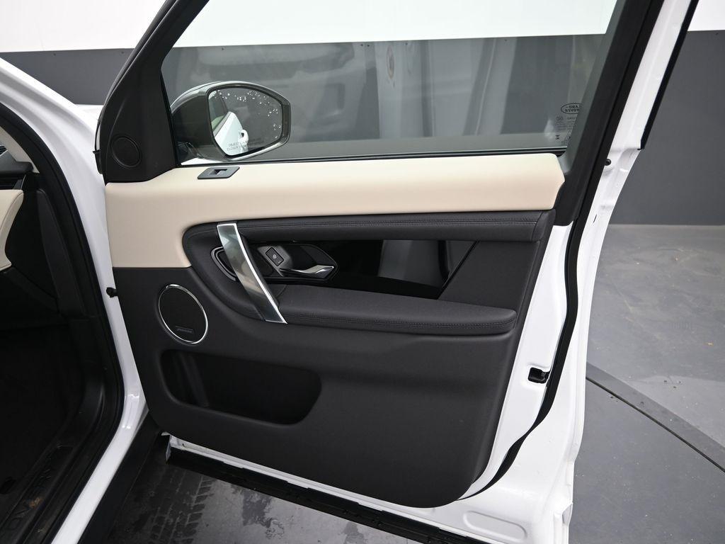 new 2025 Land Rover Discovery Sport car, priced at $52,033