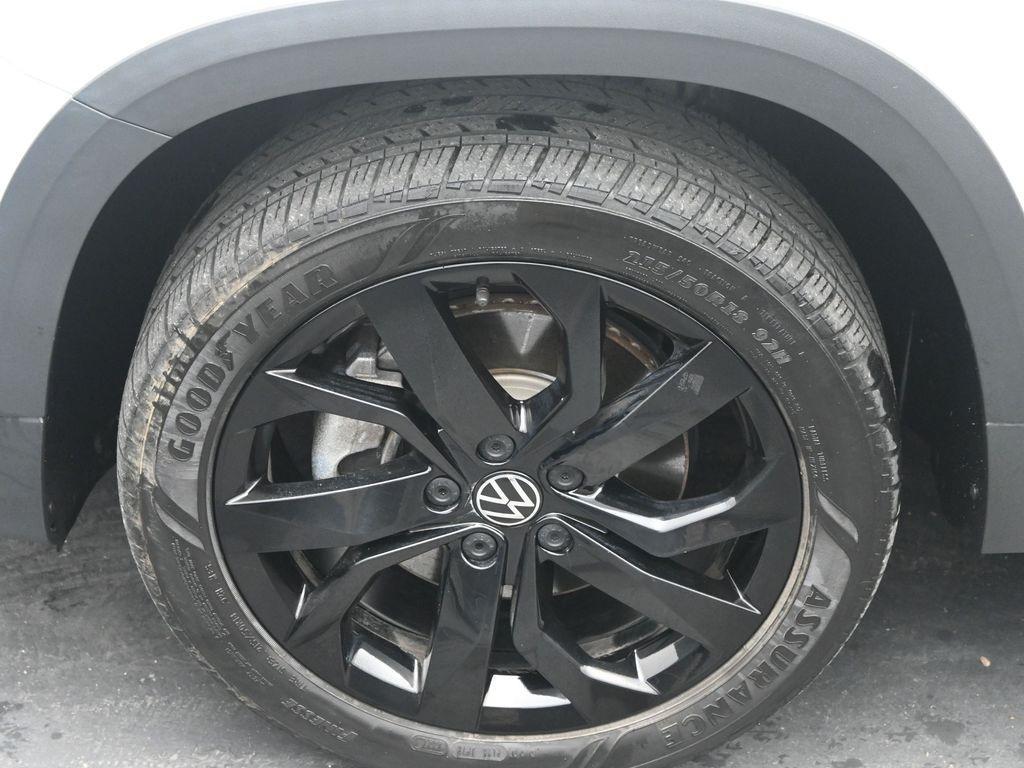 used 2022 Volkswagen Taos car, priced at $21,998