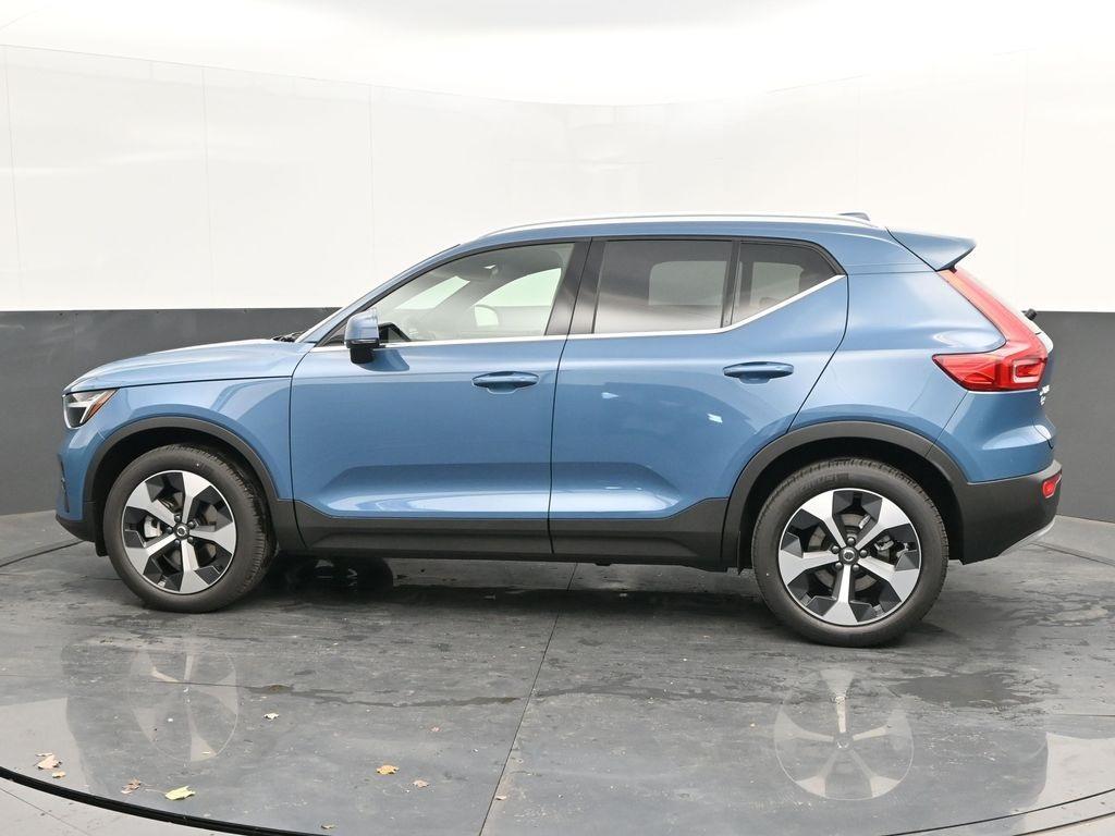 new 2025 Volvo XC40 car, priced at $43,745