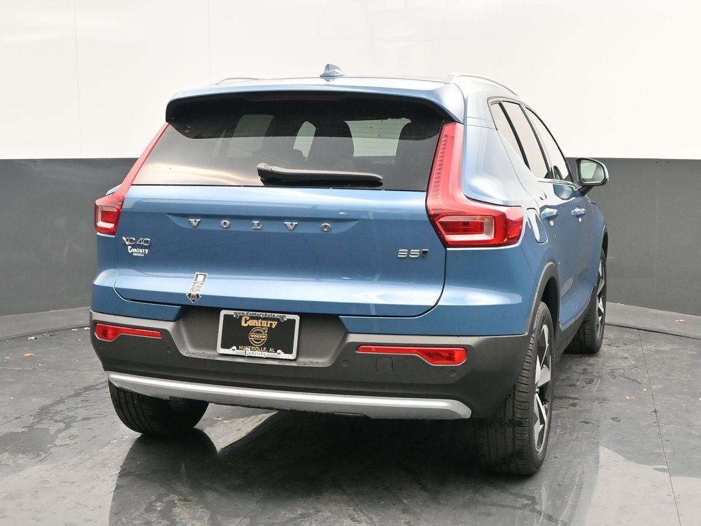 new 2025 Volvo XC40 car, priced at $43,745