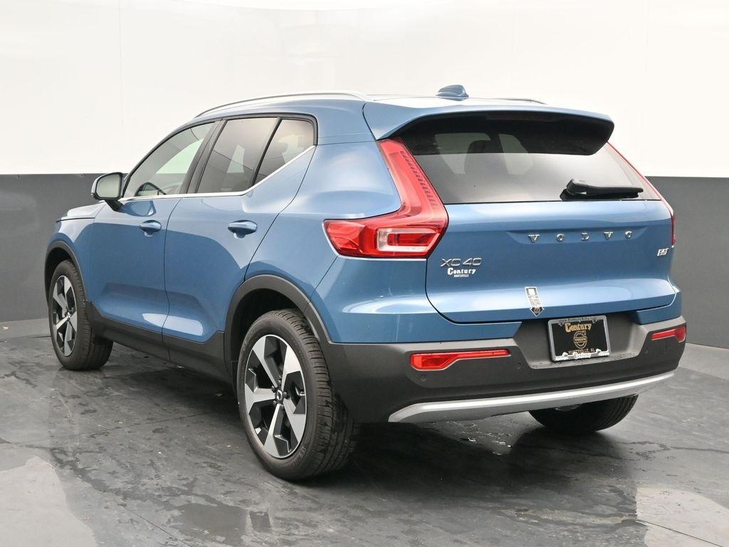 new 2025 Volvo XC40 car, priced at $43,745