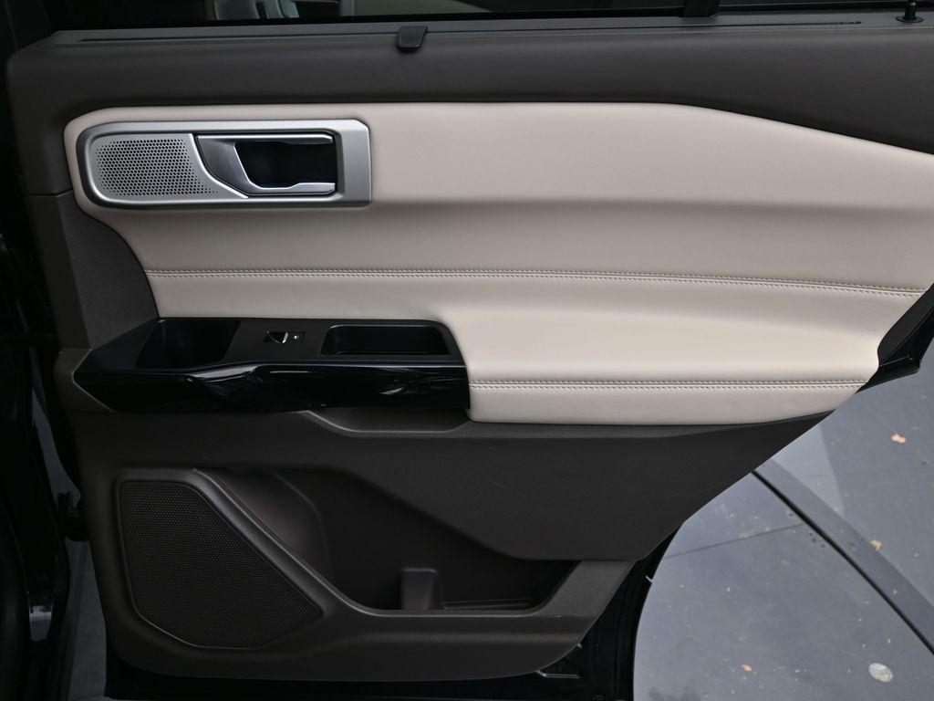 used 2023 Ford Explorer car, priced at $37,998