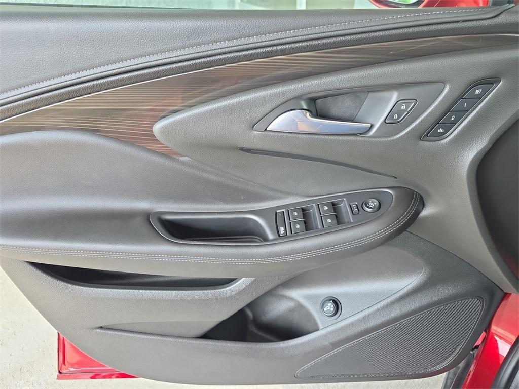 used 2019 Buick Envision car, priced at $18,789