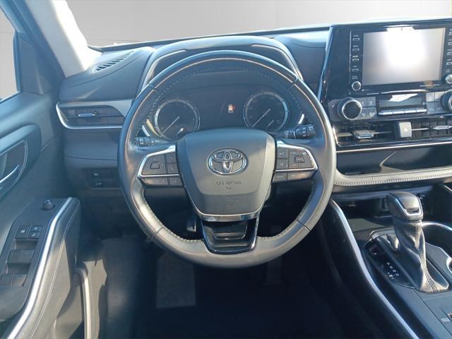 used 2021 Toyota Highlander car, priced at $29,683