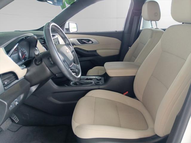 used 2022 Chevrolet Traverse car, priced at $28,253