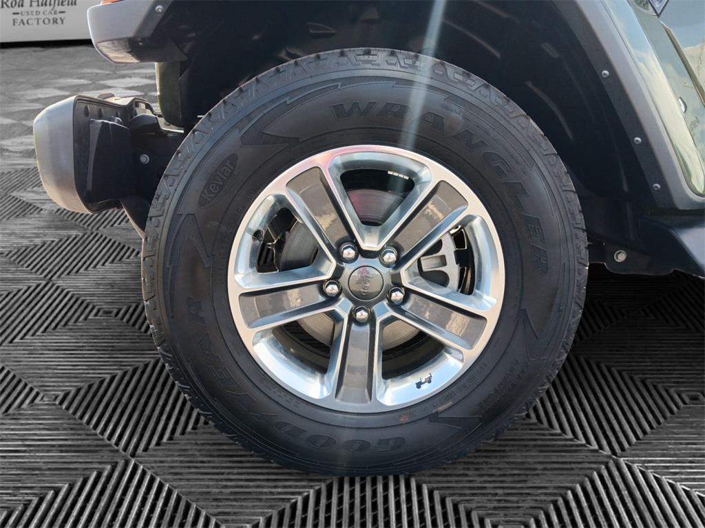 used 2021 Jeep Wrangler Unlimited car, priced at $32,654