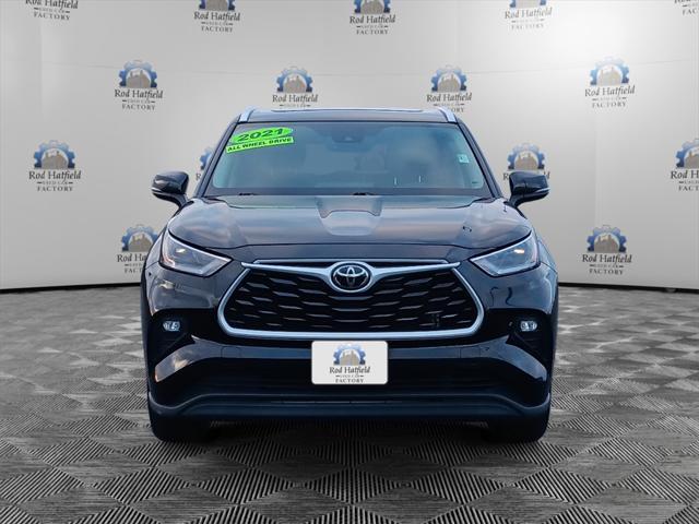 used 2021 Toyota Highlander car, priced at $29,035