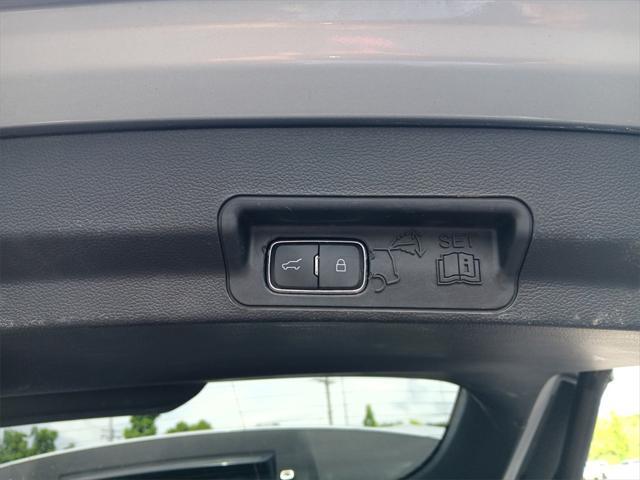 used 2023 Ford Explorer car, priced at $29,324
