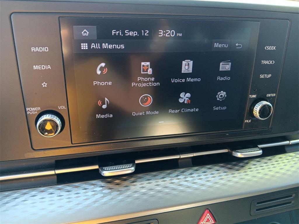 used 2023 Kia Carnival car, priced at $27,664