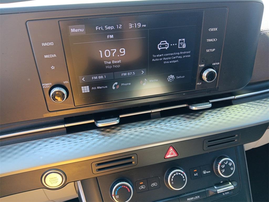 used 2023 Kia Carnival car, priced at $27,664