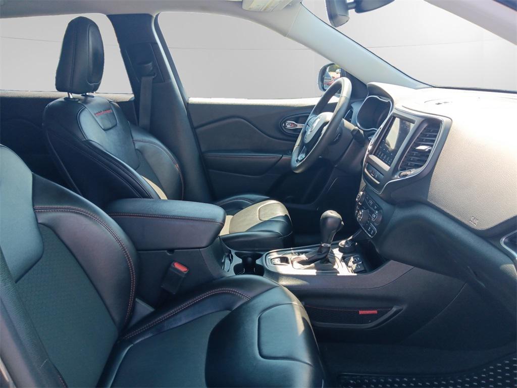 used 2022 Jeep Cherokee car, priced at $23,726