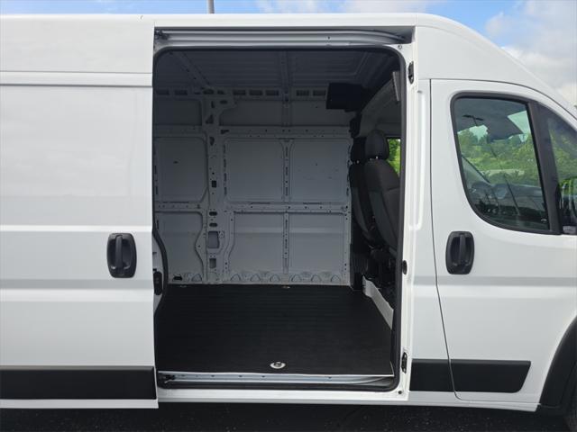 used 2023 Ram ProMaster 2500 car, priced at $30,214