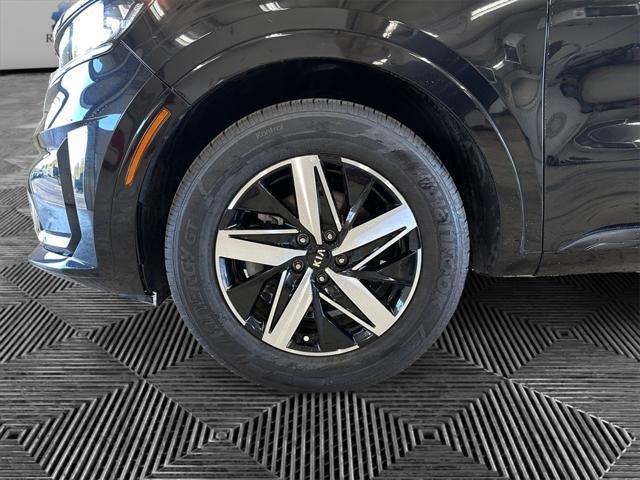 used 2021 Kia Sorento car, priced at $23,937