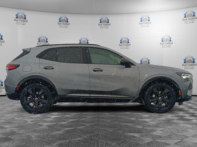 used 2022 Buick Envision car, priced at $26,267