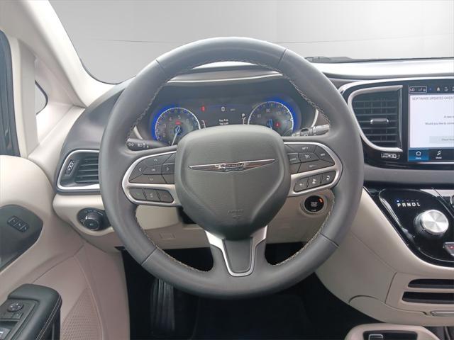 used 2023 Chrysler Pacifica car, priced at $24,952