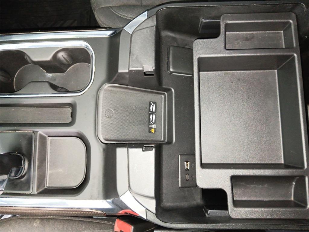 used 2022 Chevrolet Silverado 1500 car, priced at $38,021