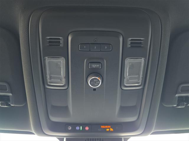 used 2023 GMC Yukon car, priced at $49,432