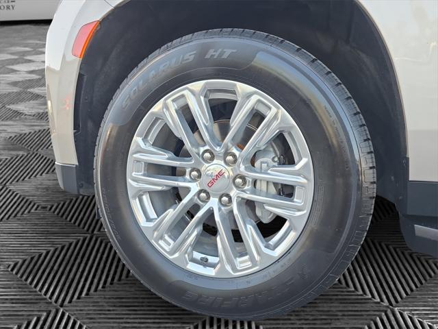 used 2023 GMC Yukon car, priced at $49,432