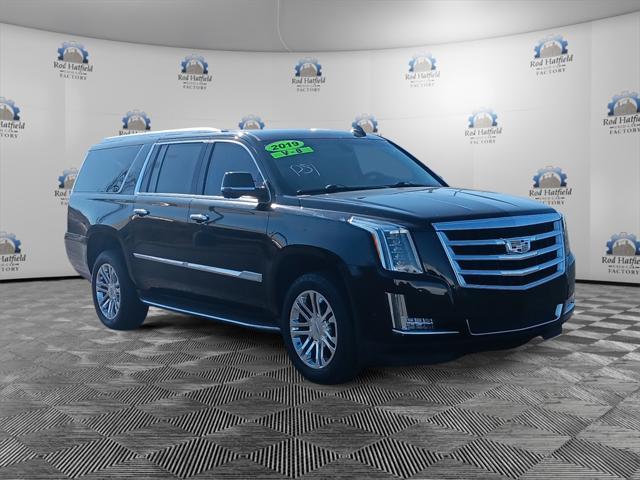 used 2019 Cadillac Escalade ESV car, priced at $29,128