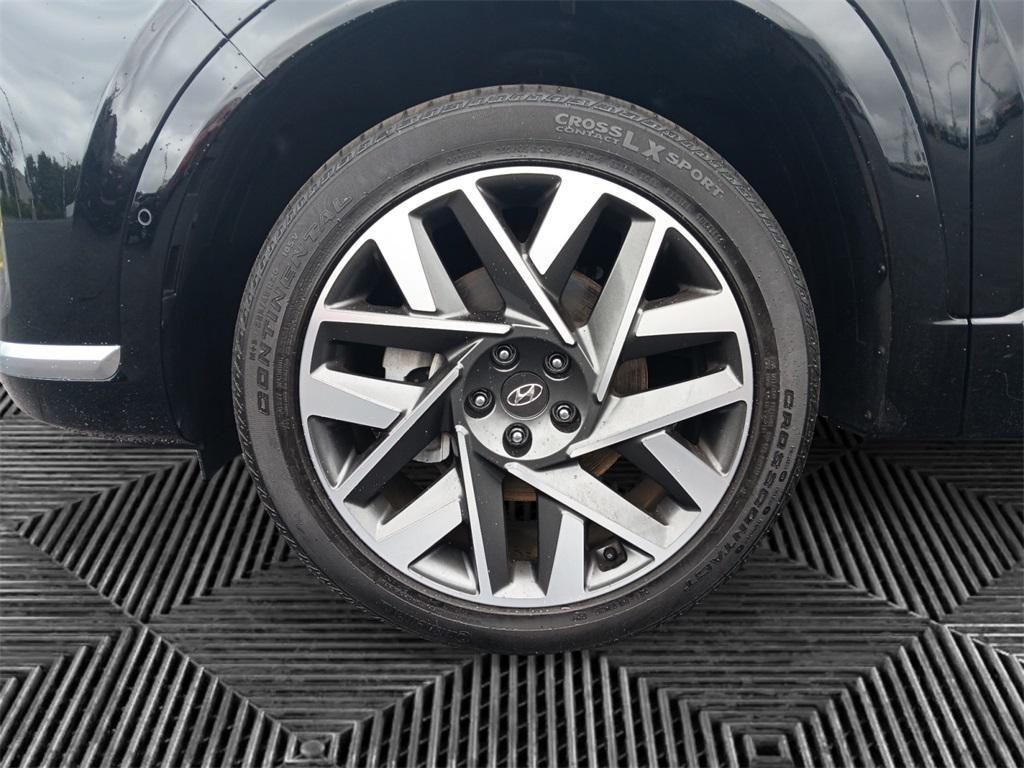 used 2022 Hyundai Santa Fe car, priced at $30,901
