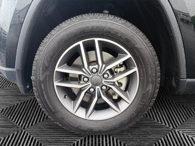 used 2021 Jeep Grand Cherokee car, priced at $25,888