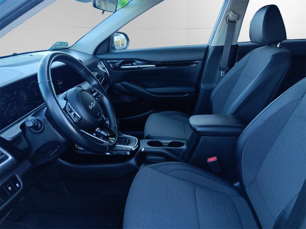 used 2024 Kia Seltos car, priced at $20,731